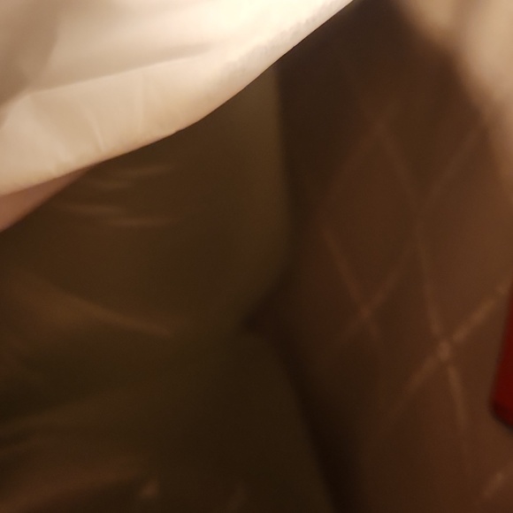 Tote - Picture 4 of 7